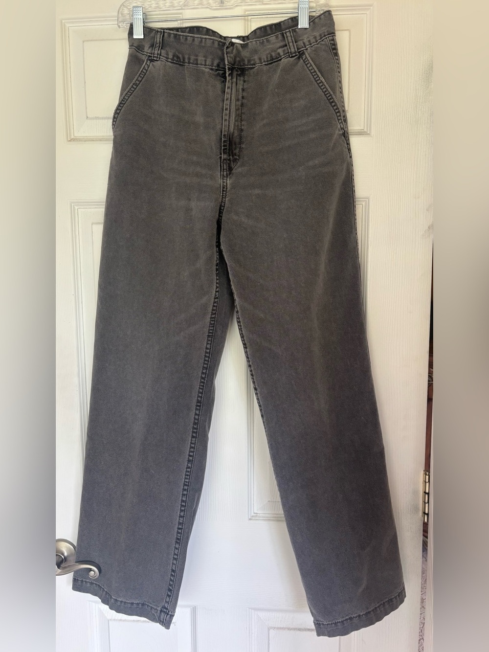 Zara women Washed Gray Relaxed Straight Jeans